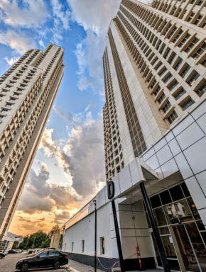 19th Floor Secure Condo with Pool, Fitness, Parking Included in Price